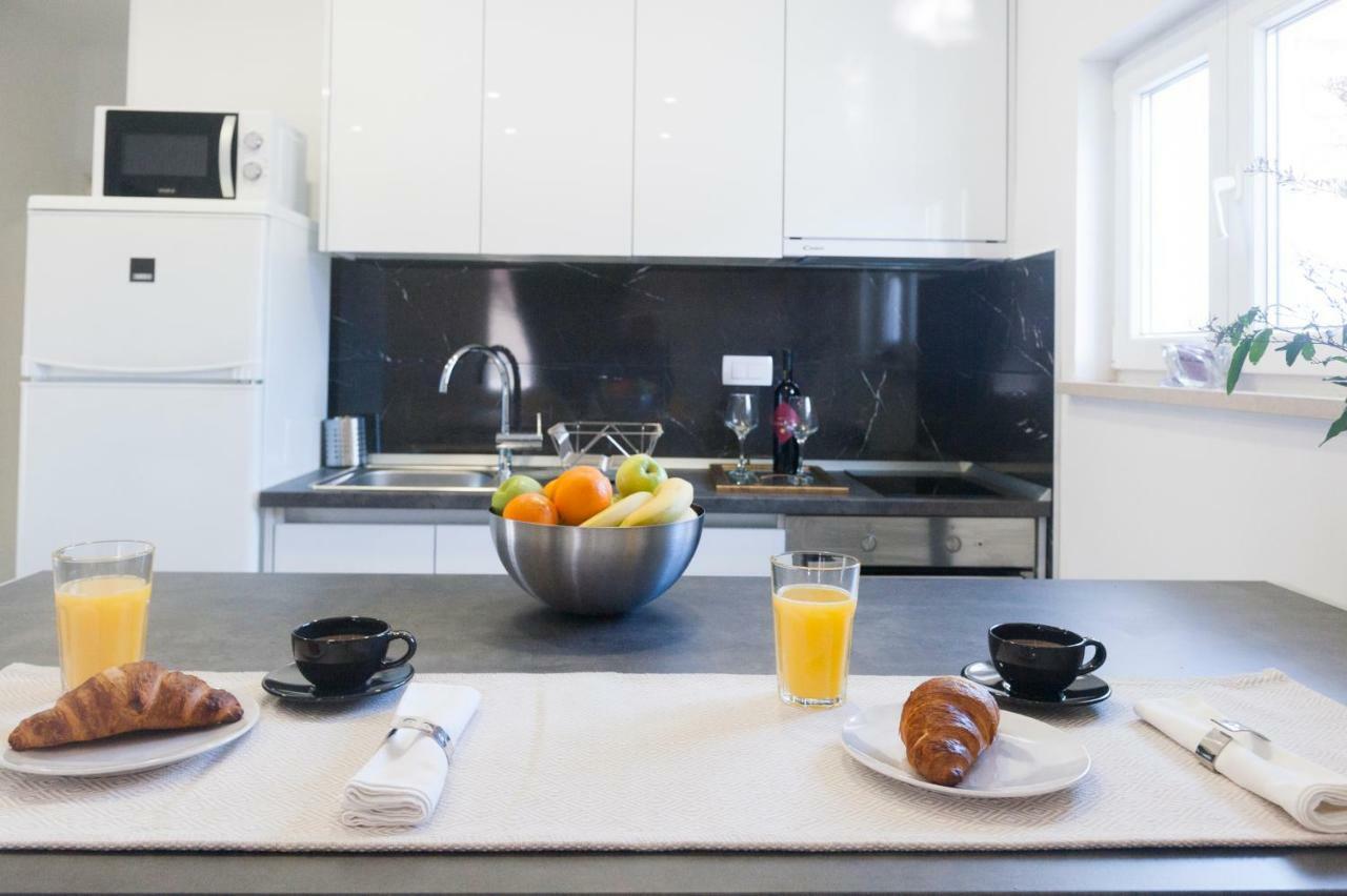 Apartment I.p.s. *