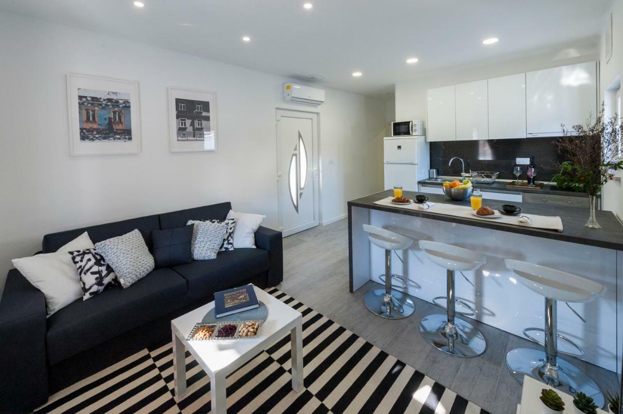 Apartment I.p.s. *